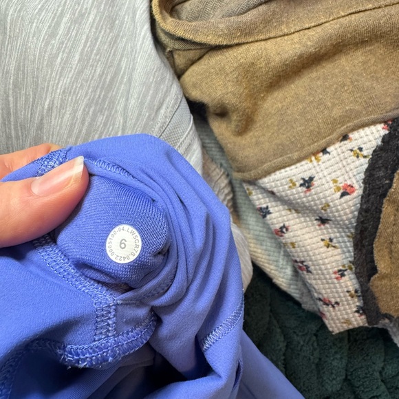 Lululemon Wunder Train High-Rise Tight in the color Wild Indigo - Picture 8 of 8